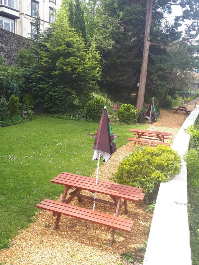The Hand Hotel Llangollen Exterior photo